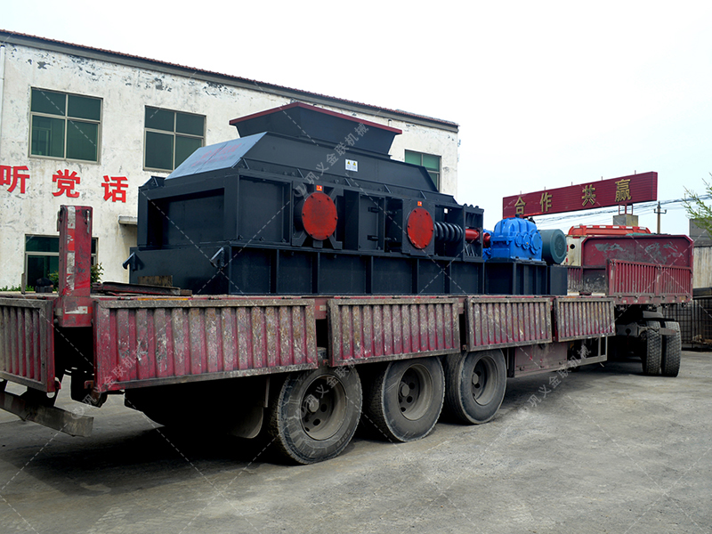 時產(chǎn)150噸的對輥制砂機是什么型號？如何控制出砂率？