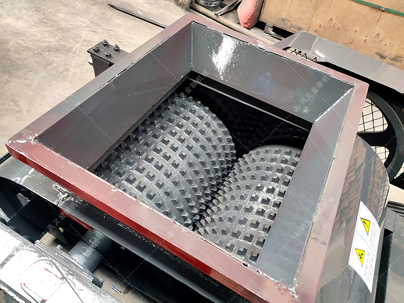 雙齒輥破碎機(jī)是如何維護(hù)和保養(yǎng)的？