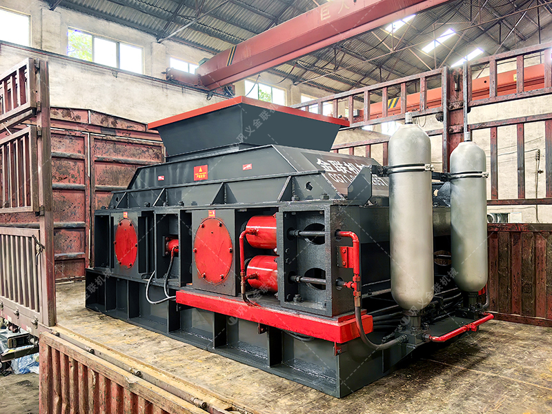 2PGY1208型液壓對輥破碎機設備發(fā)貨圖片