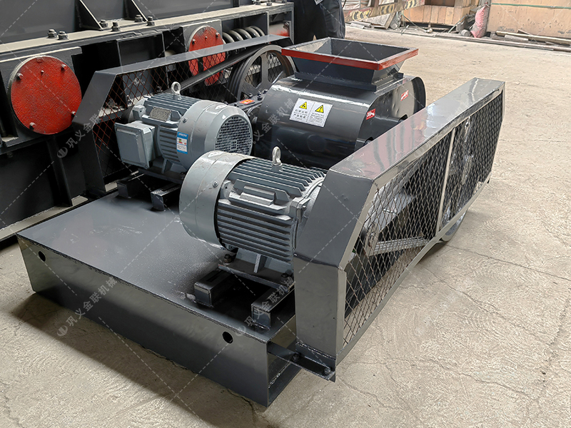 雙齒輥破碎機(jī)如何調(diào)間隙？