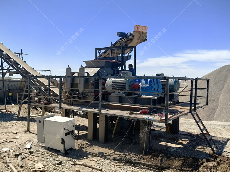 明明白白投資:購(gòu)買 1210型液壓對(duì)輥破碎機(jī)前需要算清的 “經(jīng)濟(jì)賬”? 明明白白投資:購(gòu)買 1210型液壓對(duì)輥破碎機(jī)前需要算清的 “經(jīng)濟(jì)賬”?